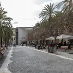 شقة San Jeronimo 17 *